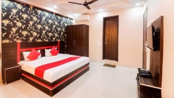 Oyo Red Leaf Residency Near Palam Metro Station 3* New Delhi